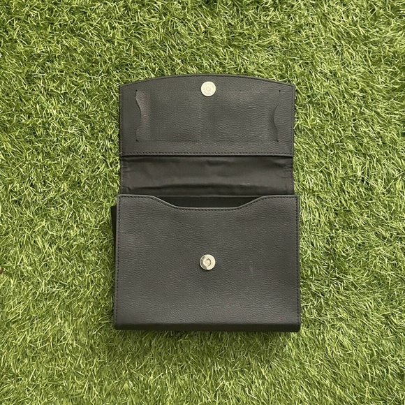 2019 Mercedes-Benz GLC Owners Manual (GLC43 GLC63 AMG, GLC300, GLC350e 4MATIC) - Picture 10 of 10